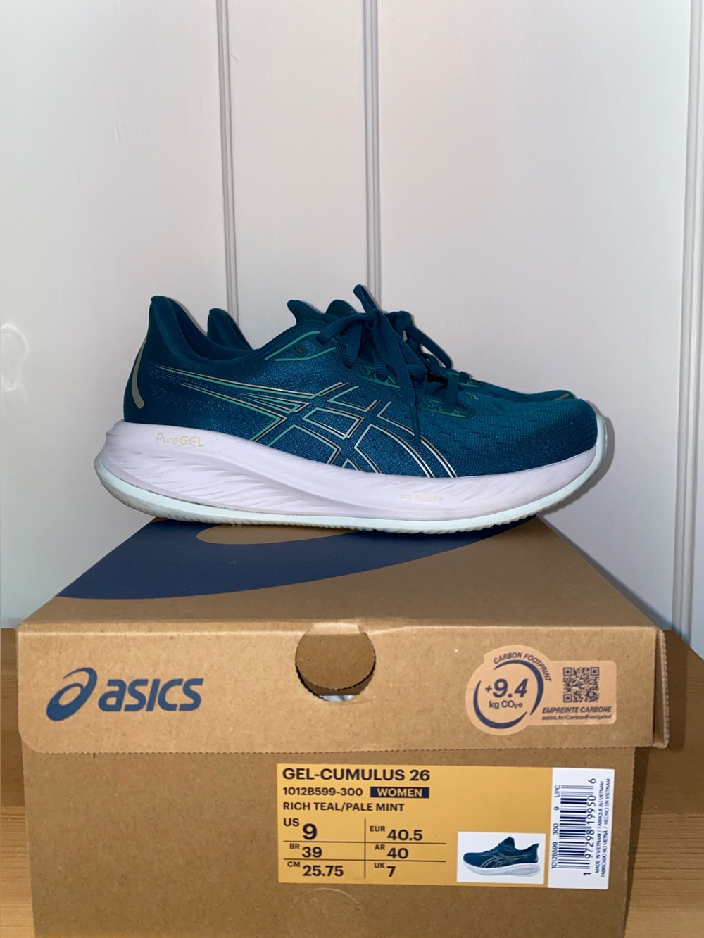 Asics Gel Cumulus 26 in Teal / Light Mint, Asics Women’s Running Shoes